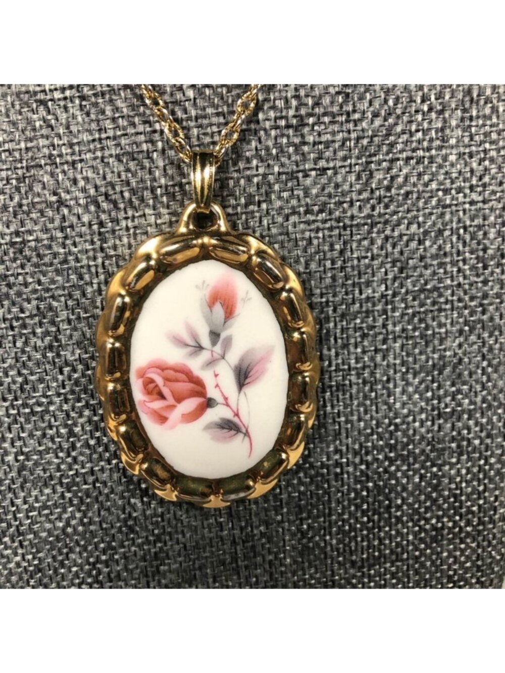 Rose Porcelain Ceramic Pendant Gold Tone Chain Necklace 24 inch Signed